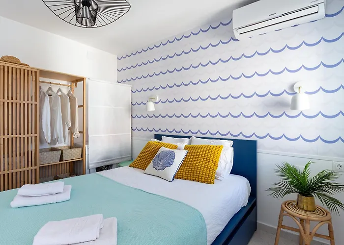 La Ola Azul Design Studio
